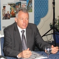 captare de CO2, Laszlo Borbely captare de CO2, Laszlo Borbely