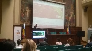 poza conferinta lansare.jpeg
