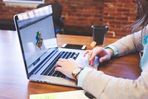 curs-gratuit-femei