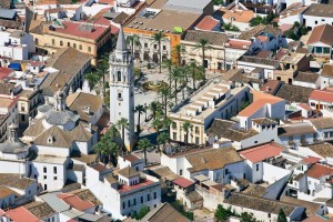 Luftbild von der Stadt La Palma del Condado, Provinz Huelva, Andalusien im Süden von Spanien