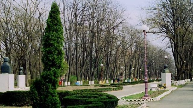 Bacau_parc.jpg