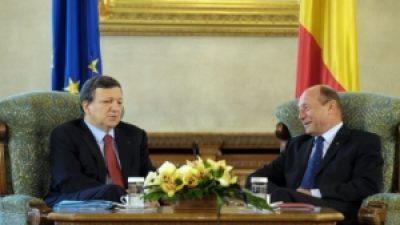 Basescu-Barroso-20122.jpg