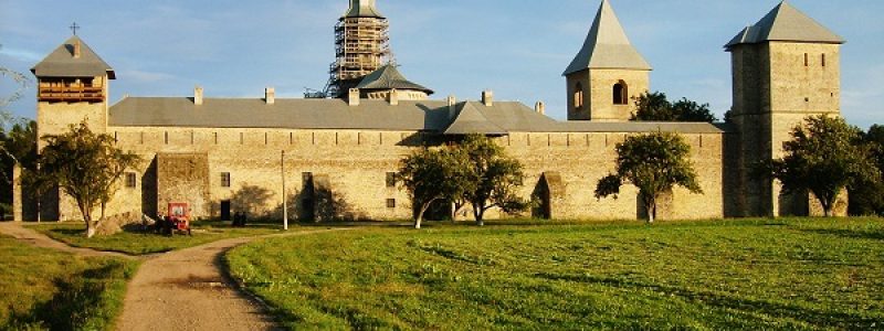 Dragomirna.jpg