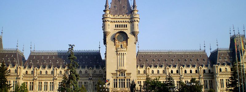 Iasi__Palace_of_Culture.jpg