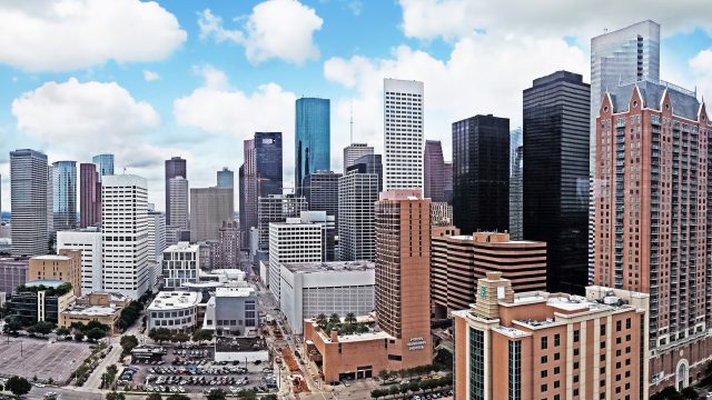 Panoramic_Houston_skyline.jpg