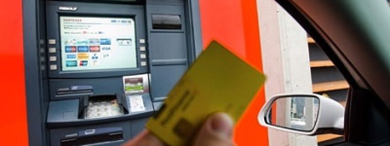 bancomat_Raiffeissen.jpg