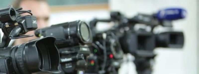cameraman-presa-televiziuni-640x400-1.jpg