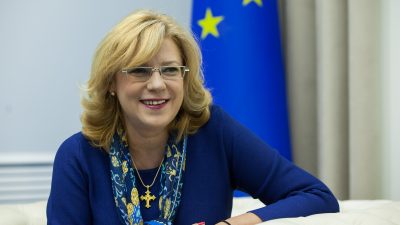 comisar_corina_cretu_2018_steag_ue.jpg