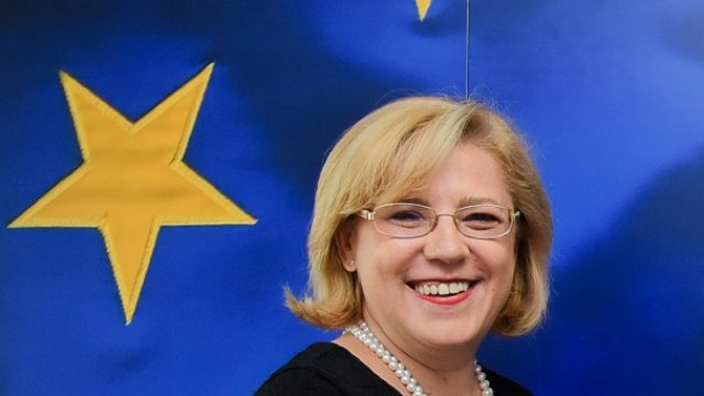 corina_cretu_iulie_2018.jpg