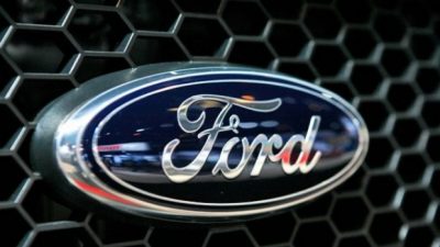 ford_logo_auto_decal_60267700.jpg