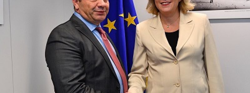 intalnire_cretu_bodog_mic.jpg