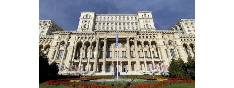 parlament.jpg